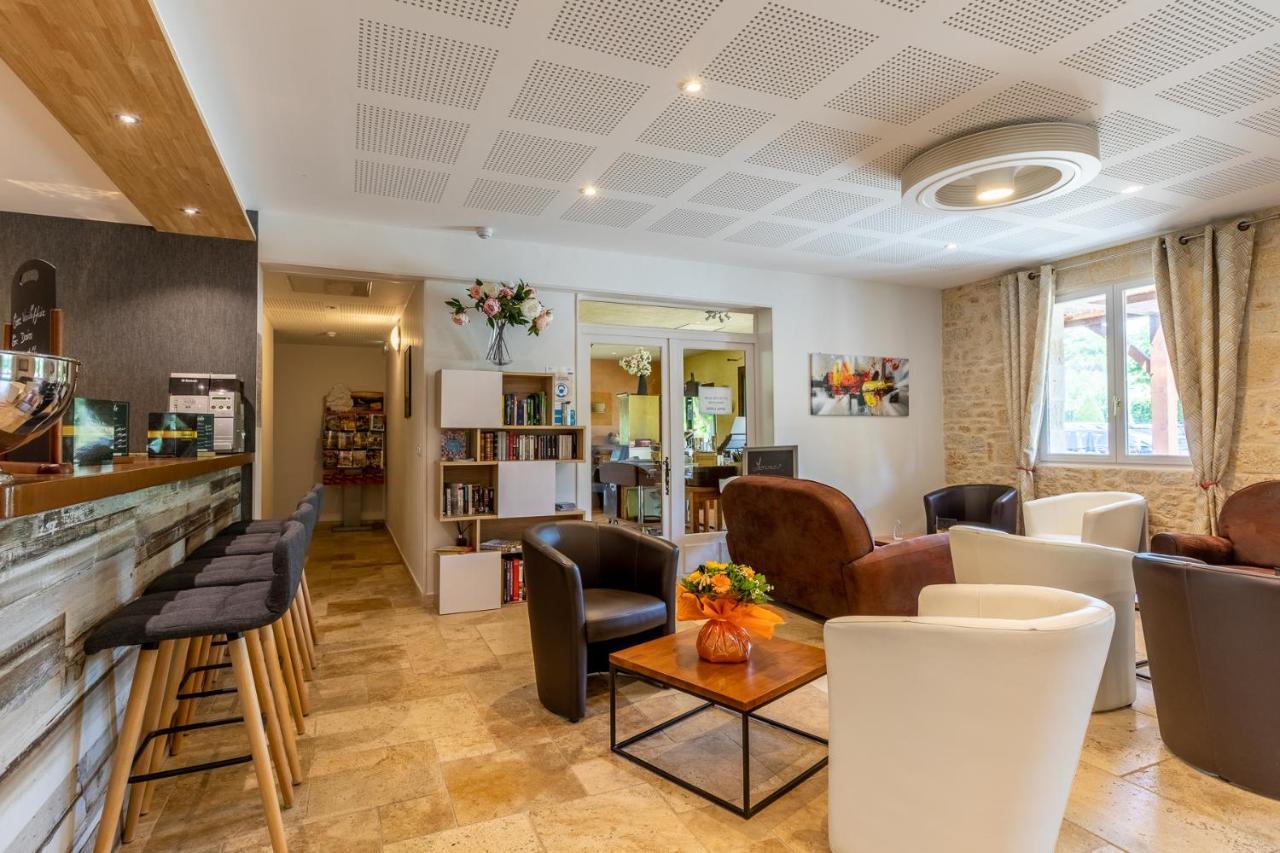 Hotel L'Oustal De Vezac Zewnętrze zdjęcie