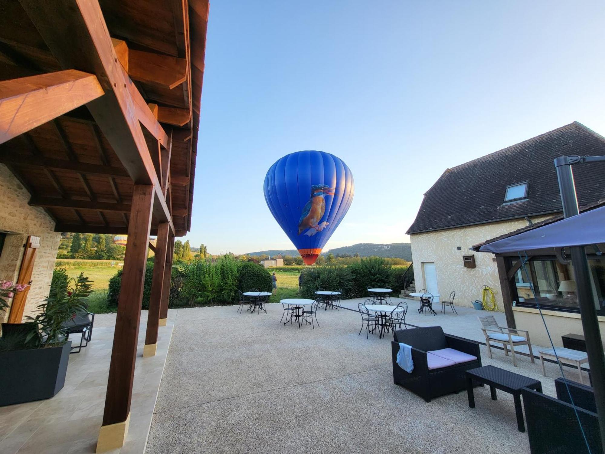 Hotel L'Oustal De Vezac Zewnętrze zdjęcie