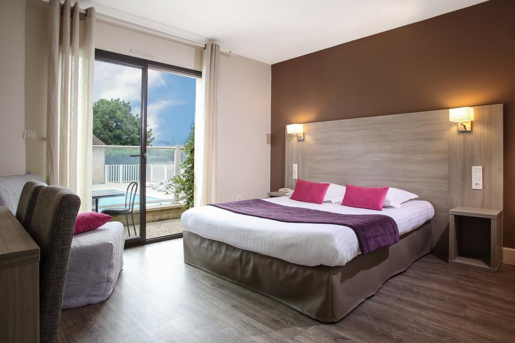 Hotel L'Oustal De Vezac Zewnętrze zdjęcie
